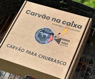 caixa-de-carvao-a-comecar-a-arder